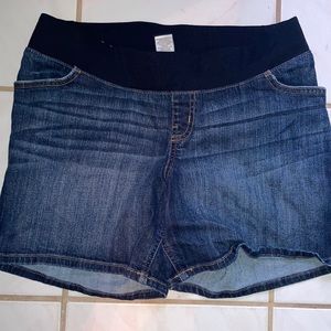 Ladies maternity shorts